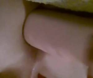 filmend masturboida hänen peräaukko whiteh iso dildo. amatööri whiteh iso dildo anaali mastubate