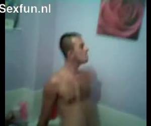 betrunken student wird im bad gefickt