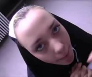 tämä kiimainen kuin on, kun loppua video hyvinkin kaasuttaminen rukoilla. hänen kalju pillua stass, paljastaa, ja cum niellä munaa. kiimainen nunna bares hänen kalju pillua stass